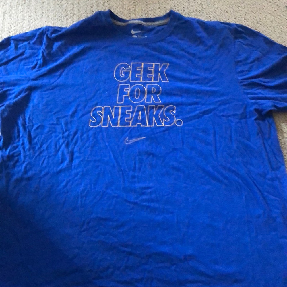 Men’s 2XL Mike t-shirt